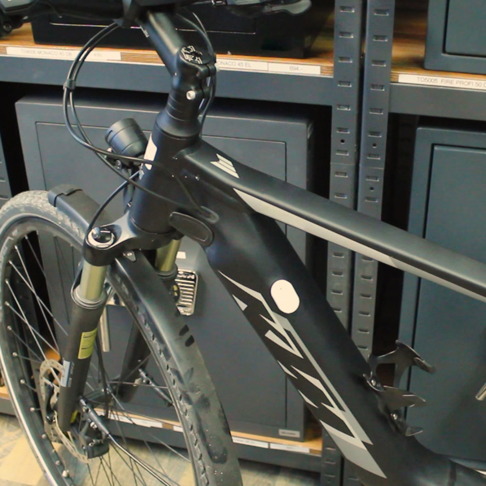 rottner-accu-control-akkuueberwachung-3stk-t06335_anwenderbild-fahrrad.jpeg Rottner Akku Hitzemelder Aufkleber 3er Pack