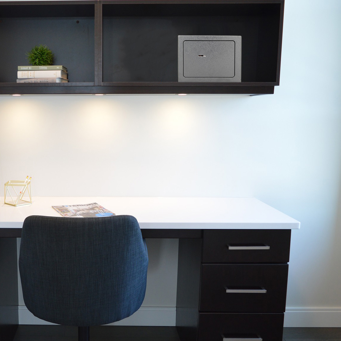 rottner-homestar-1-moebeltresor-t06082_anwenderbild.jpeg Rottner Möbeltresor HomeStar 1 Doppelbartschloss