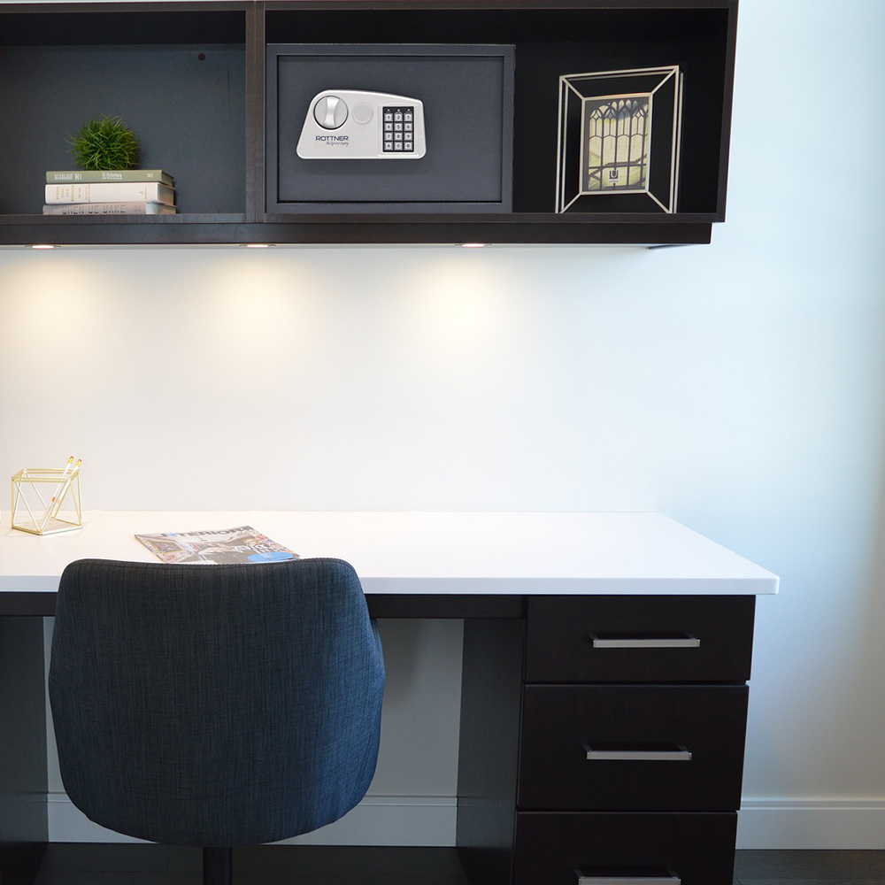 rottner-moebeltresor-atlantis-2-anthrazit-elektronikschloss-2020-t03142_anwenderbild.jpeg Rottner Möbeltresor Atlantis 2 anthrazit Elektronikschloss