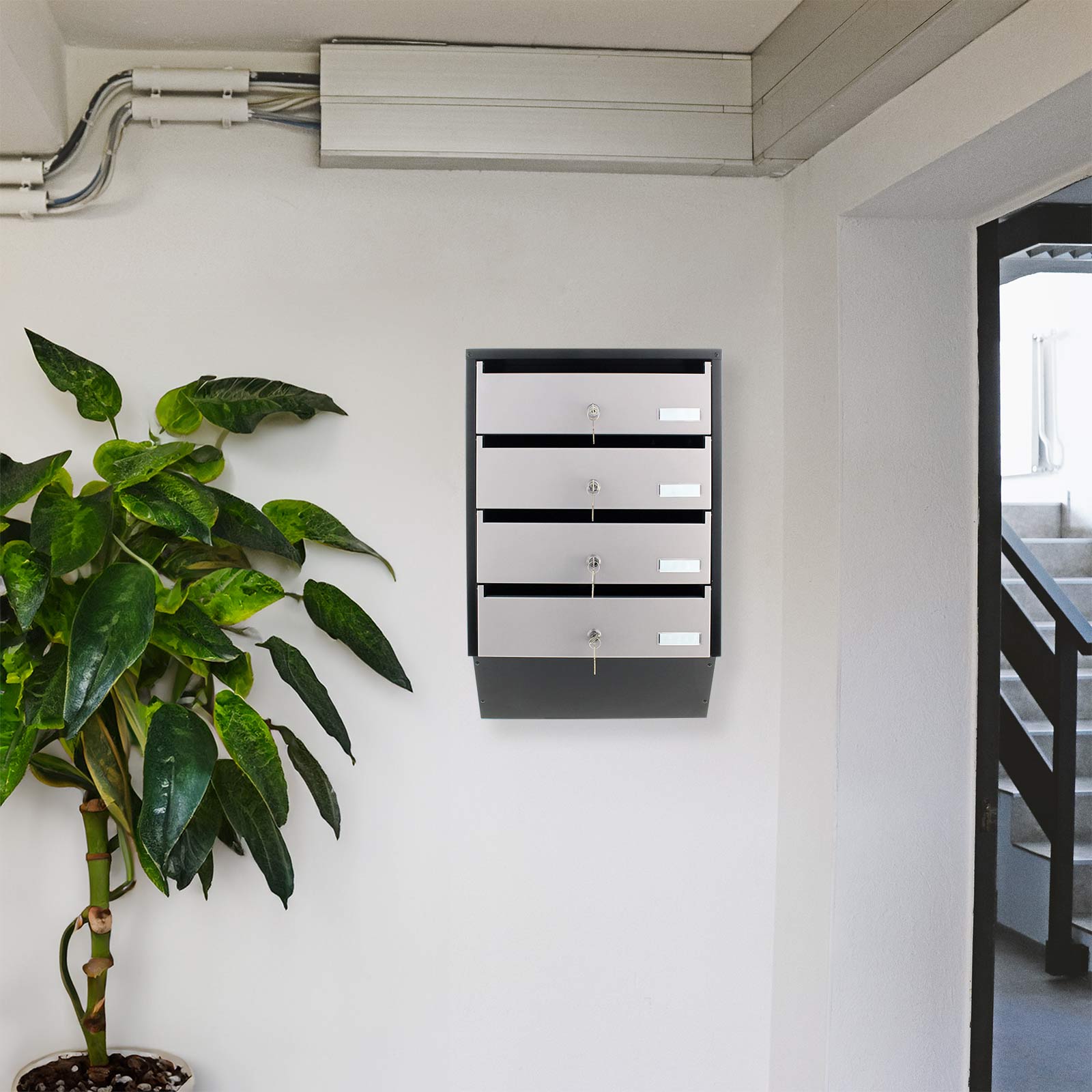 rottner-briefkastenanlage-depot-4-silber-schwarz-t06209_anwenderbild1-1 Rottner Briefkastenanlage Depot 4 silber schwarz